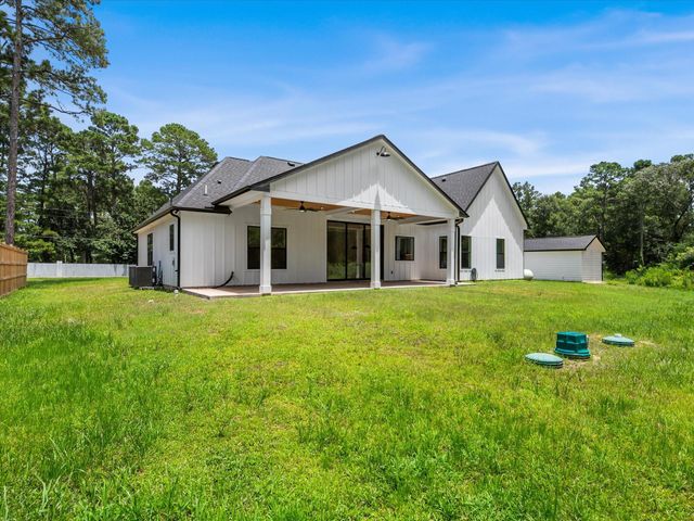 23223 Lazy Hollow Lane, Hockley, TX 77447