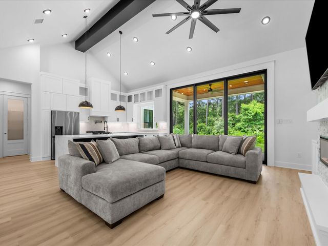 23223 Lazy Hollow Lane, Hockley, TX 77447