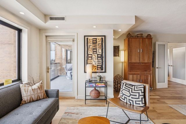 110 1st Avenue NE F803, Minneapolis, MN 55413