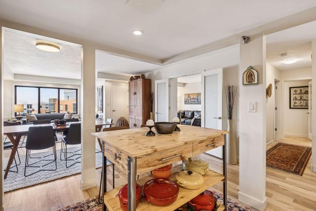 110 1st Avenue NE F803, Minneapolis, MN 55413