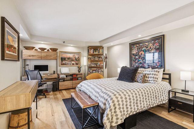 110 1st Avenue NE F803, Minneapolis, MN 55413