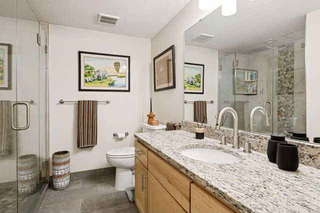 110 1st Avenue NE F803, Minneapolis, MN 55413