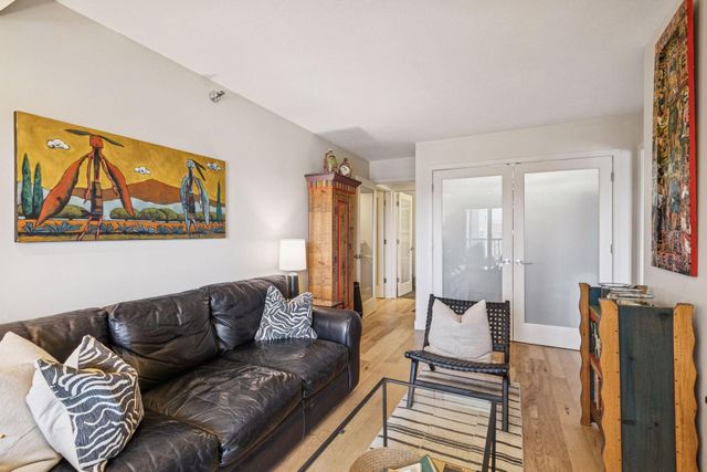 110 1st Avenue NE F803, Minneapolis, MN 55413