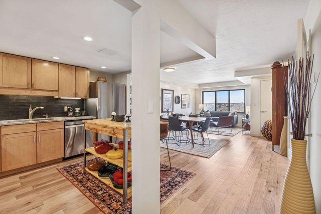 110 1st Avenue NE F803, Minneapolis, MN 55413