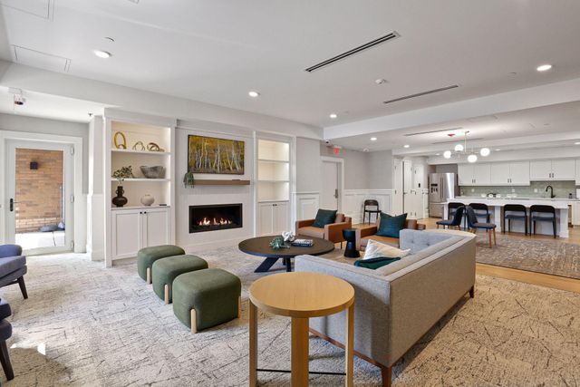 110 1st Avenue NE F803, Minneapolis, MN 55413