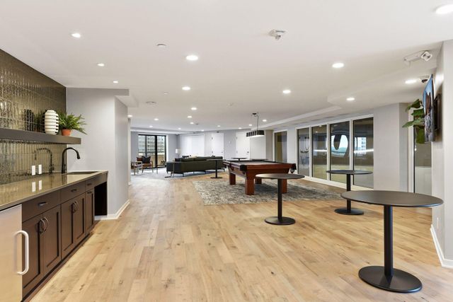 110 1st Avenue NE F803, Minneapolis, MN 55413