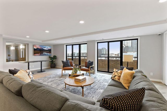 110 1st Avenue NE F803, Minneapolis, MN 55413