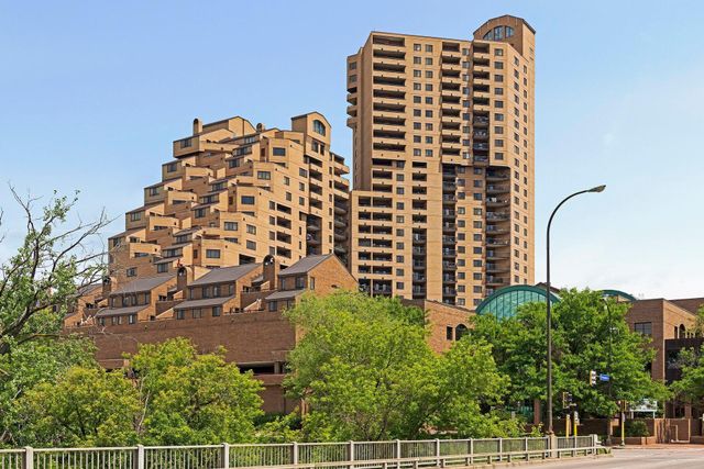 110 1st Avenue NE F803, Minneapolis, MN 55413