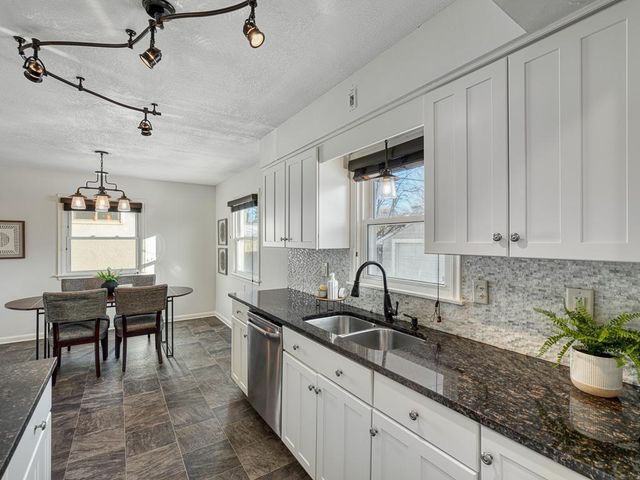 480 Emerson Avenue W, West Saint Paul, MN 55118