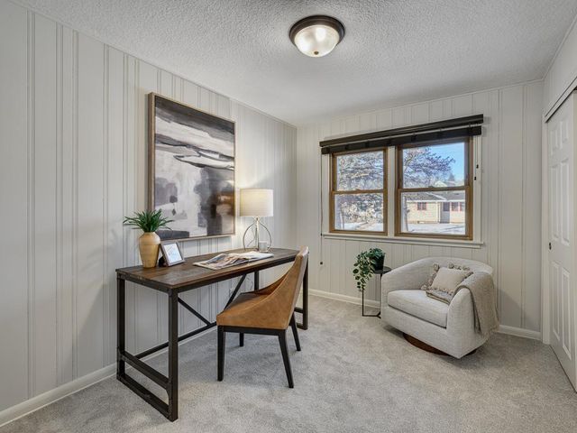 480 Emerson Avenue W, West Saint Paul, MN 55118