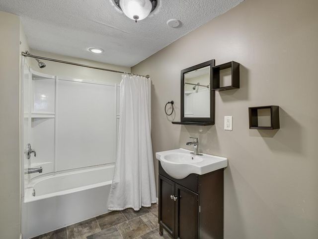 480 Emerson Avenue W, West Saint Paul, MN 55118