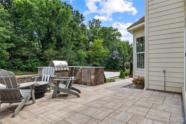 2366 Spring Mill Estates Drive, St Charles, MO 63303