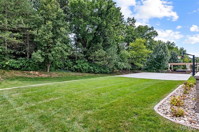 2366 Spring Mill Estates Drive, St Charles, MO 63303