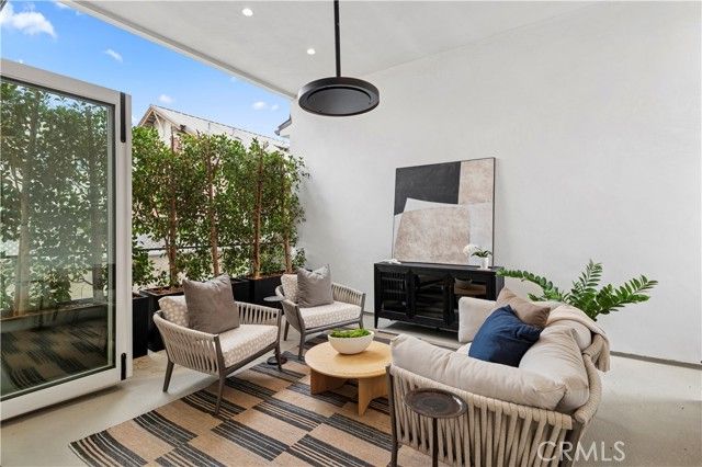 508 Acacia, Corona Del Mar (newport Beach), CA 92625