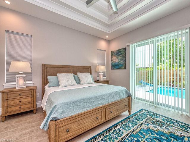 712 108th AVE N, Naples, FL 34108