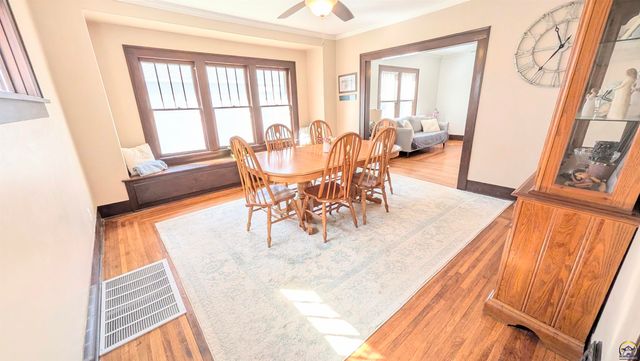 930 Lawrence ST, Emporia, KS 66801