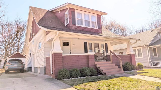 930 Lawrence ST, Emporia, KS 66801