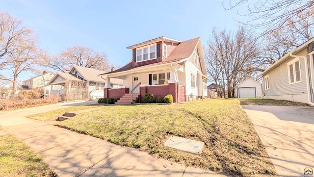 930 Lawrence ST, Emporia, KS 66801