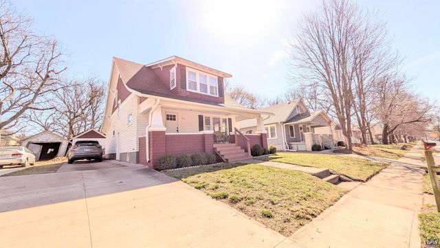 930 Lawrence ST, Emporia, KS 66801
