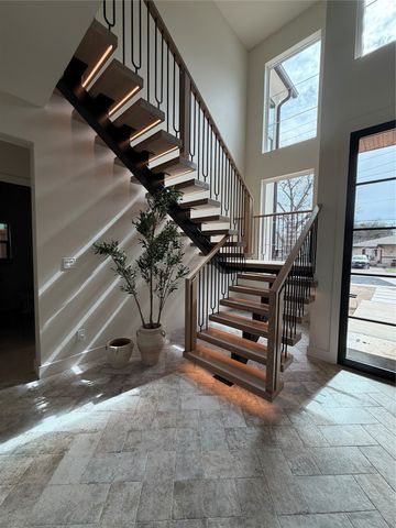 6471 Trammel Drive, Dallas, TX 75214