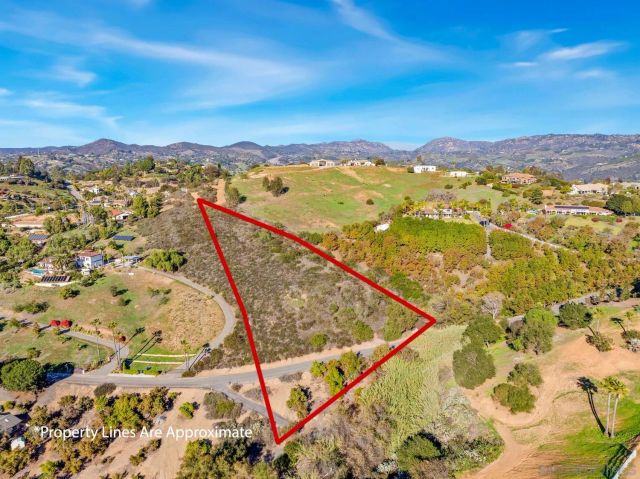 3770 Peony Dr 20, Fallbrook, CA 92028