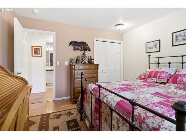 10920 MARTIN Ln Ne, Aurora, OR 97002