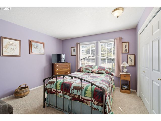 10920 MARTIN Ln Ne, Aurora, OR 97002