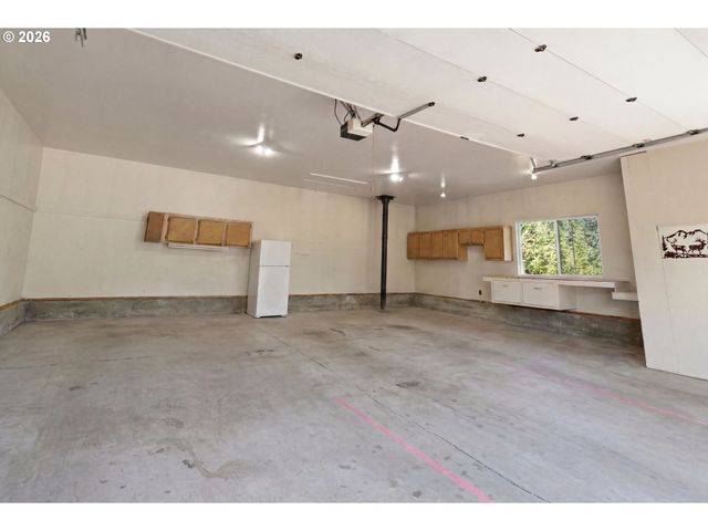10920 MARTIN Ln Ne, Aurora, OR 97002
