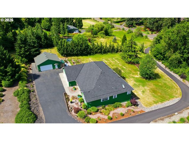 10920 MARTIN Ln Ne, Aurora, OR 97002