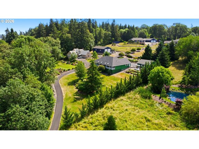 10920 MARTIN Ln Ne, Aurora, OR 97002