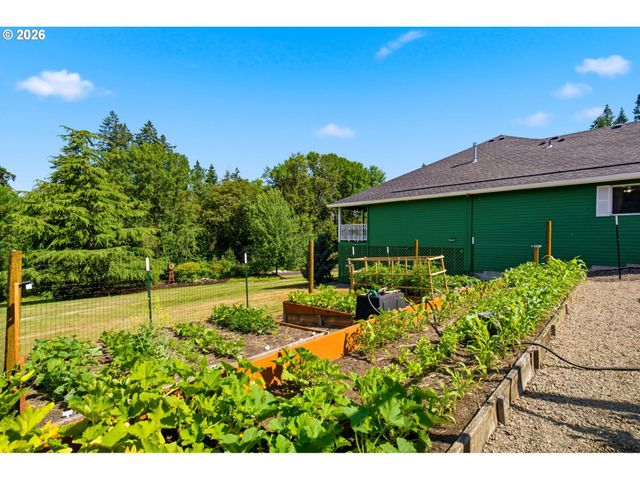 10920 MARTIN Ln Ne, Aurora, OR 97002