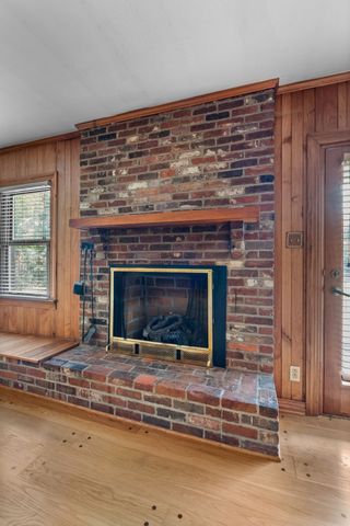 305 Castle Heights Ave, Lebanon, TN 37087