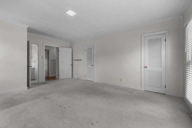 305 Castle Heights Ave, Lebanon, TN 37087