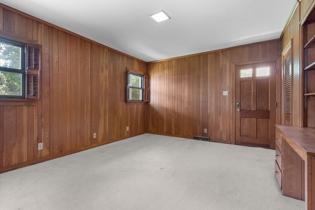 305 Castle Heights Ave, Lebanon, TN 37087