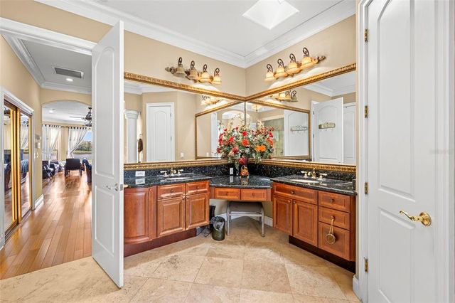 10549 CORY LAKE DRIVE, Tampa, FL 33647