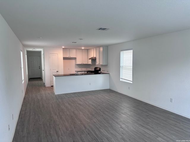 10824 Presa Way, San Antonio, TX 78223
