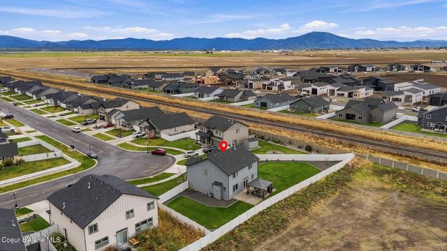 11769 N Banford LN, Rathdrum, ID 83858