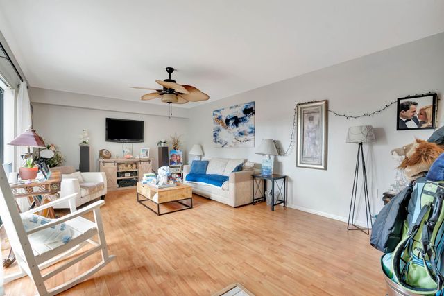 148 Heritage Way, West Palm Beach, FL 33407