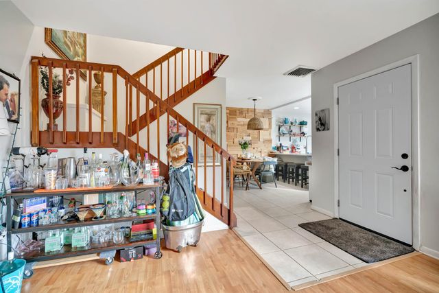 148 Heritage Way, West Palm Beach, FL 33407