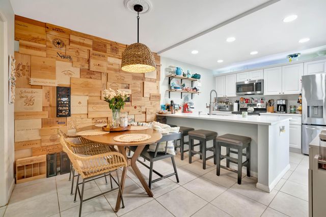 148 Heritage Way, West Palm Beach, FL 33407