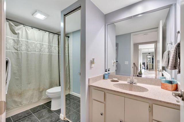 148 Heritage Way, West Palm Beach, FL 33407