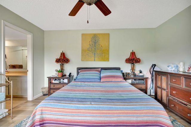 148 Heritage Way, West Palm Beach, FL 33407