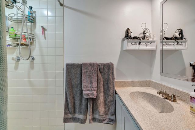 148 Heritage Way, West Palm Beach, FL 33407