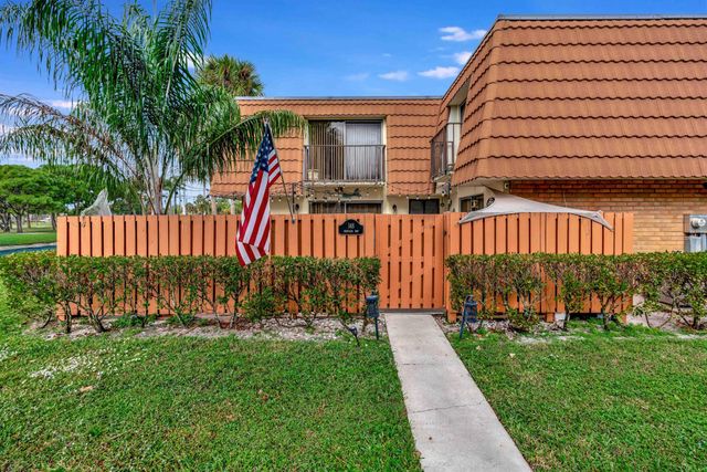 148 Heritage Way, West Palm Beach, FL 33407