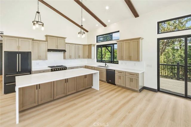 445 Woodcreek, Big Bear City, CA 92314