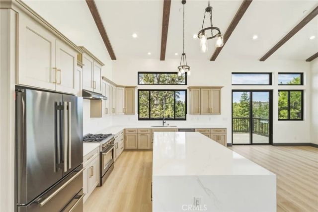 445 Woodcreek, Big Bear City, CA 92314