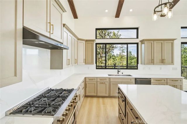 445 Woodcreek, Big Bear City, CA 92314