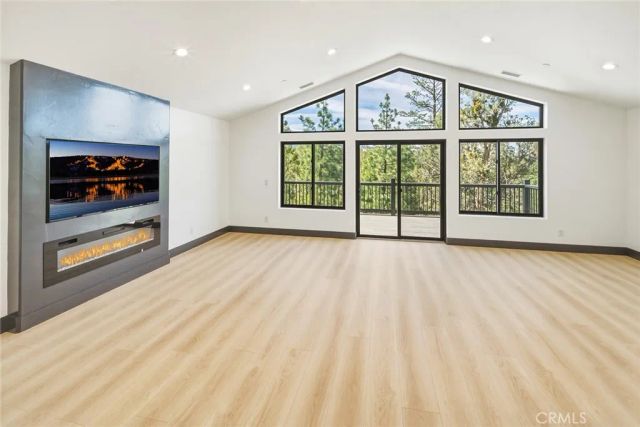 445 Woodcreek, Big Bear City, CA 92314