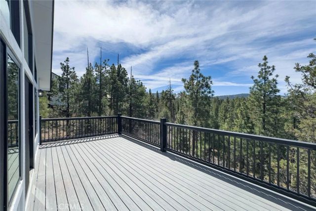 445 Woodcreek, Big Bear City, CA 92314