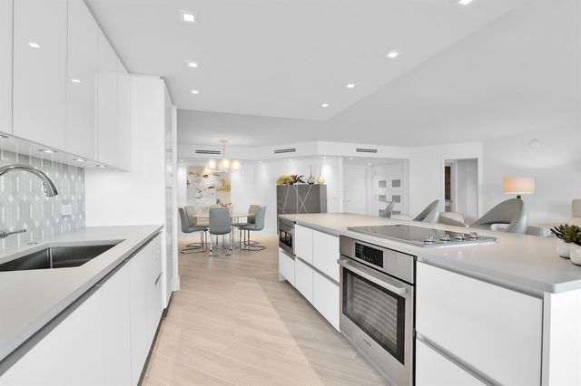 550 S Ocean Boulevard 1004, Boca Raton, FL 33432